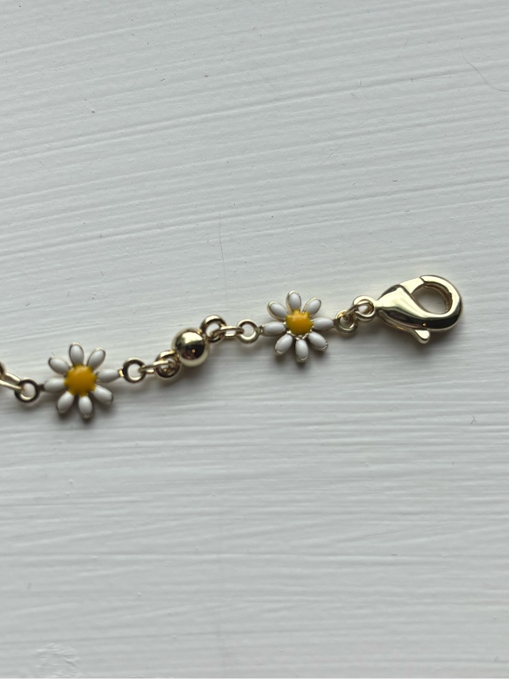 Gold Plated Daisy Nameplate Bracelet Floral Chain ID Petite Bracelet Cute Trendy - Picture 5 of 8
